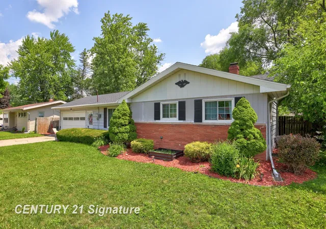 image of 2684 Kuhlman Dr, Saginaw, MI 48603 | MLS# 61050214424