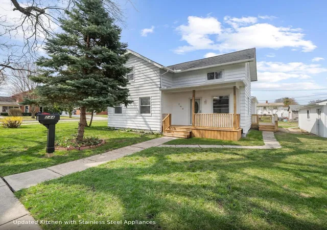 Photo 2 of Single family home for sale at 244 Cass St, Dundee, MI 48131 | MLS# 81026035241 | Listing updated on 2026-08-04