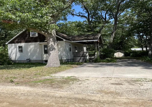 Photo 1 of Single family home for sale at 280 Shonat St, Muskegon, MI 49442 | MLS# 65026035243 | Listing updated on 2026-09-01