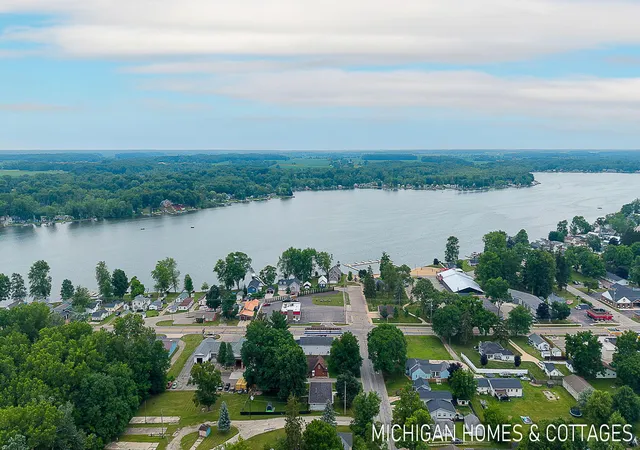 20th image of 752 Jordan Lake Ave, Lake Odessa, MI 48849 | MLS# 71026035256