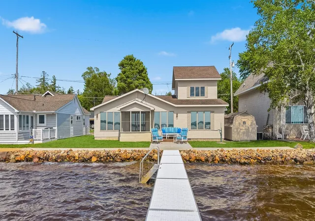 1st image of 1027 E Lake Mitchell Dr, Cadillac, MI 49601 | MLS# 78080070914