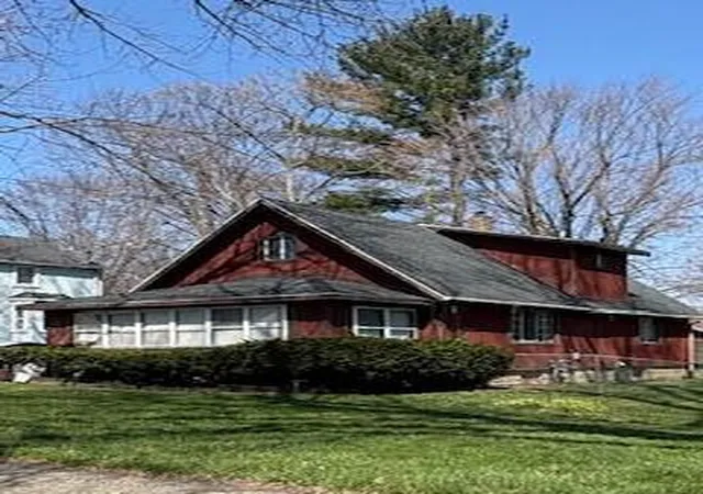 Photo 1 of Single family home for sale at 204 W Berry Ave, Lansing, MI 48910 | MLS# 65026035262 | Listing updated on 2026-09-09