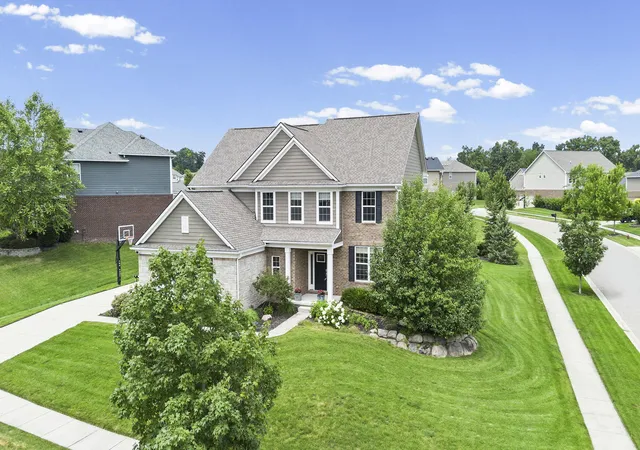 Photo 2 of Single family home for sale at 5887 Strawberry Cir, Commerce Township, MI 48382 | MLS# 81026035261 | Listing updated on 2026-08-28