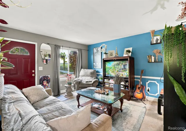 2nd image of 321 Manatee Ave, Hazel Park, MI 48030 | MLS# 20261053034