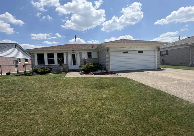 Photo 1 of Sale Pending at 2340 Purcell Dr, Sterling Heights, MI 48310 | MLS# 58050214432 | Listing updated on 2026-07-27