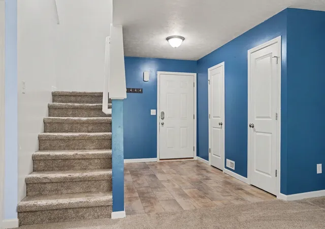 4th image of 31550 Pine Ridge Cir, Antwerp Township Van Buren, MI 49065 | MLS# 66026035276
