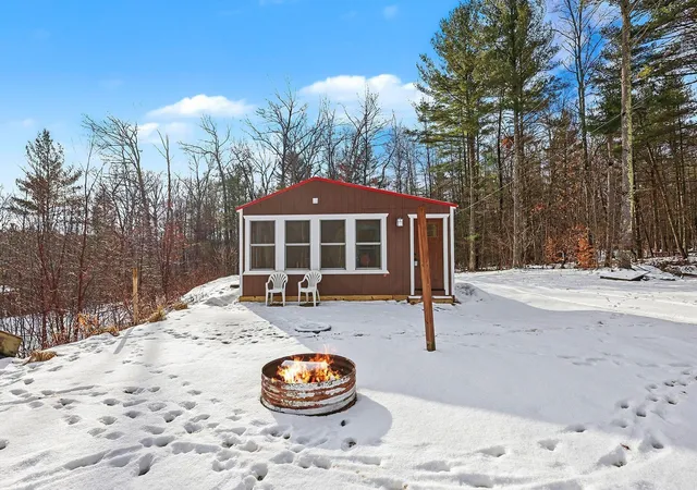 39th image of 7364 N Northern Dr, Pentwater, MI 49449 | MLS# 67026035278