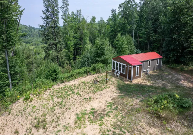 Photo 3 of Single family home for sale at 7364 N Northern Dr, Pentwater, MI 49449 | MLS# 67026035278 | Listing updated on 2026-07-24
