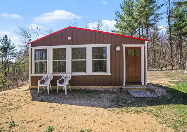 Photo 3 of Single family home for sale at 7364 N Northern Dr, Pentwater, MI 49449 | MLS# 67026035278 | Listing updated on 2026-07-24