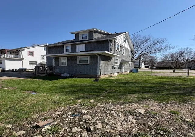 Listing Photo 5 - Condo for sale in building located at 1006 S Pennsylvania Ave, Lansing, MI 48912