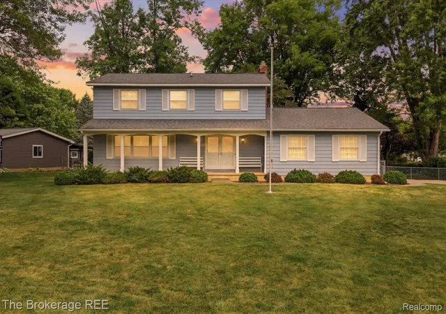 Photo 2 of Single family home for sale at 4375 Esta Dr, Flint, MI 48506 | MLS# 20261053053 | Listing updated on 2026-08-23