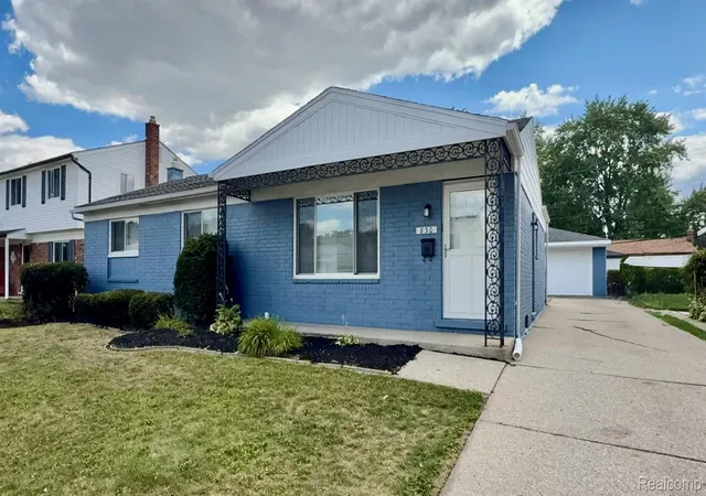 18th image of 830 Sheffield Dr, Madison Heights, MI 48071 | MLS# 20261053057