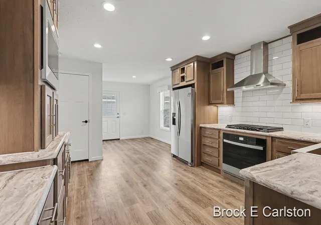 Photo 4 of Single family home for sale at 1283 E Ellis Rd #41, Norton Shores, MI 49441 | MLS# 71026035288 | Listing updated on 2026-07-24