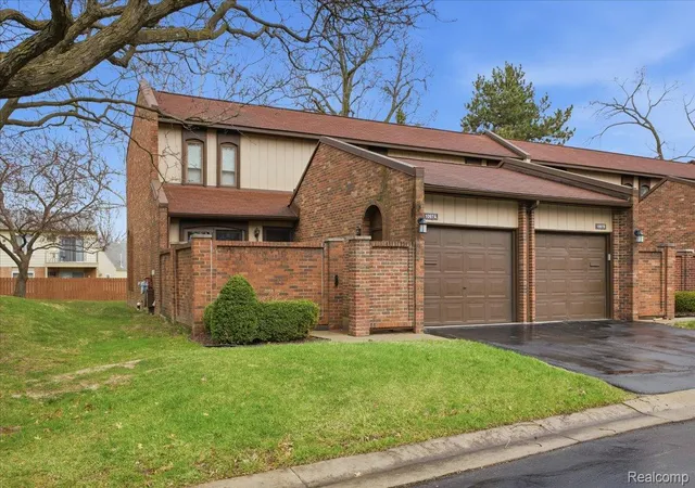 1st image of 1097 Kirts Blvd #A, Troy, MI 48084 | MLS# 20261053066