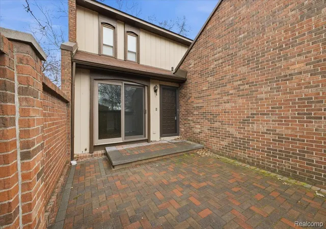 2nd image of 1097 Kirts Blvd #A, Troy, MI 48084 | MLS# 20261053066