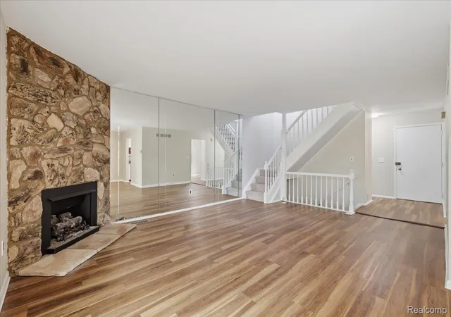 5th image of 1097 Kirts Blvd, Troy, MI 48084