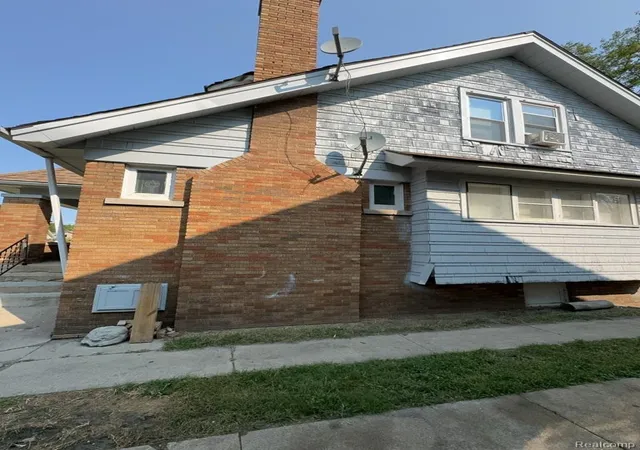 Photo 2 of Single family home for sale at 12628 Washburn St, Detroit, MI 48238 | MLS# 20261053077 | Listing updated on 2026-09-23
