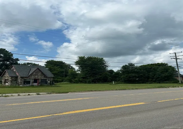 Photo 3 of Land for sale at 5027 W Grand River Rd, Fowlerville, MI 48836 | MLS# 20261053080 | Listing updated on 2026-09-10