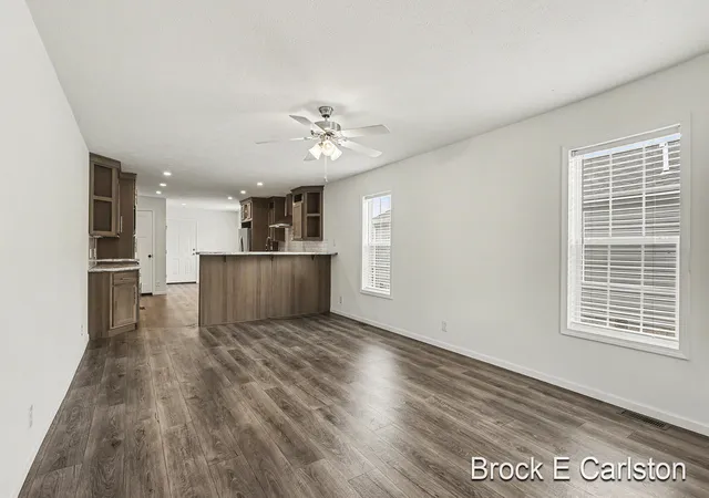 Photo 3 of Single family home for sale at 1283 E Ellis Rd #7, Norton Shores, MI 49441 | MLS# 71026035300 | Listing updated on 2026-07-14