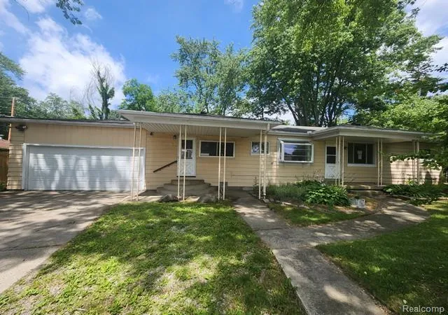 Photo 1 of Sale Pending at 3302 Newton Rd, Commerce Township, MI 48382 | MLS# 20261053082 | Listing updated on 2026-08-31