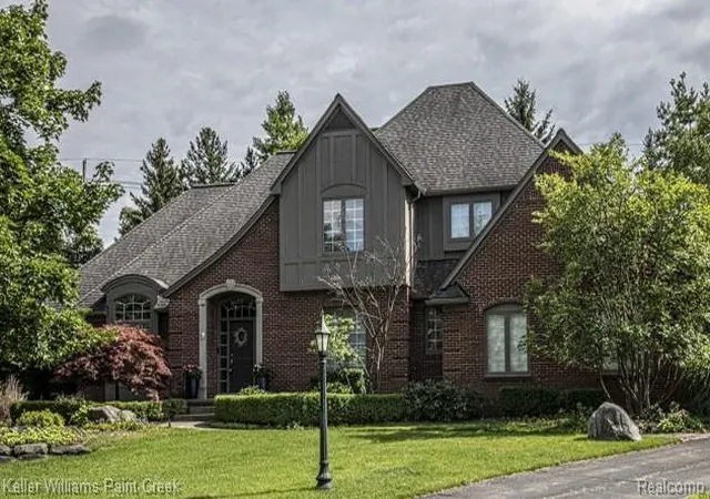 Photo 1 of Single family home for sale at 4853 Goodison Pl Dr, Rochester, MI 48306 | MLS# 20261053093 | Listing updated on 2026-09-17