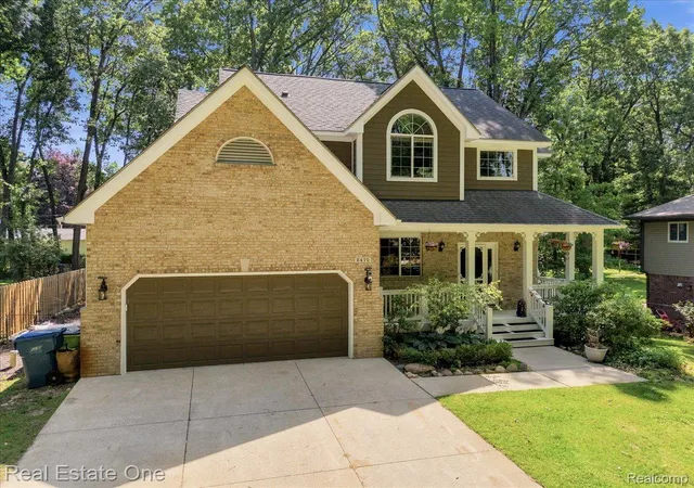 3rd image of 2475 Horace St, West Bloomfield, MI 48324 | MLS# 20261053103