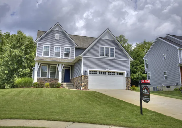 Photo 1 of Single family home for sale at 4070 Magnolia Pkwy, Jackson, MI 49201 | MLS# 55026035345 | Listing updated on 2026-09-13