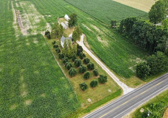 Photo 3 of Single family home for sale at 3735 S Stone Rd, Fremont, MI 49412 | MLS# 72026035346 | Listing updated on 2026-07-10
