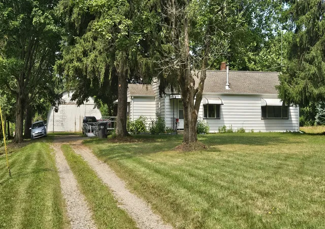 Photo 1 of Sale Pending at 2335 N 33rd Street, Galesburg, MI 49053 | MLS# 66026035350 | Listing updated on 2026-07-24