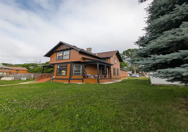 Photo 3 of Multi family home for sale at 417 N Fayette St, Saginaw, MI 48602 | MLS# 61050214489 | Listing updated on 2026-09-02