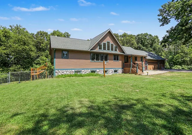 5th image of 1824 S Pere Marquette Hwy, Ludington, MI 49431 | MLS# 67026035361
