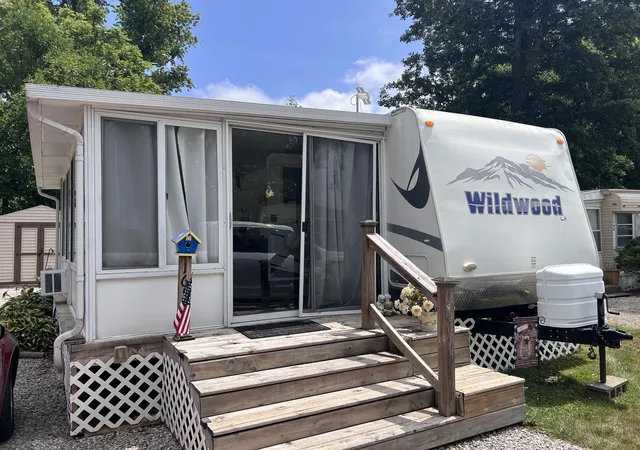 Photo 2 of Single family home for sale at 10001 Goodall Rd, Durand, MI 48429 | MLS# 60050214492 | Listing updated on 2026-08-20