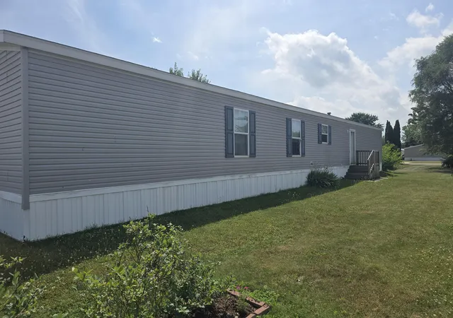 Photo 3 of Single family home for sale at 360 E Tuttle Rd #55, Ionia, MI 48846 | MLS# 65026035363 | Listing updated on 2026-07-24