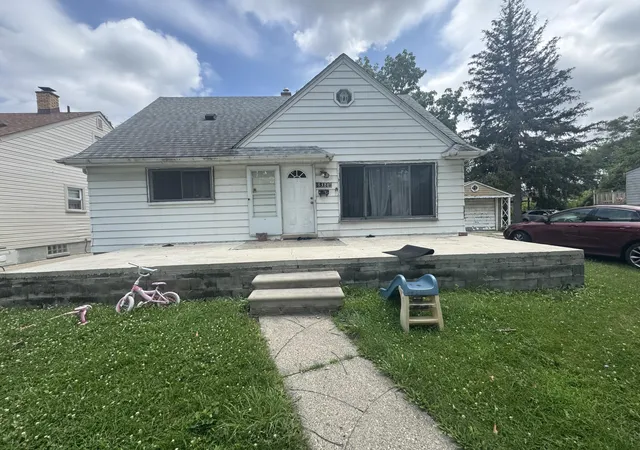 Photo 1 of Sale Pending at 6388 Nw Montrose St, Detroit, MI 48228 | MLS# 81026035391 | Listing updated on 2026-07-31