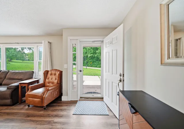 Photo 4 of Single family home for sale at 4802 Forrister Rd, Adrian, MI 49221 | MLS# 81026035399 | Listing updated on 2026-09-16