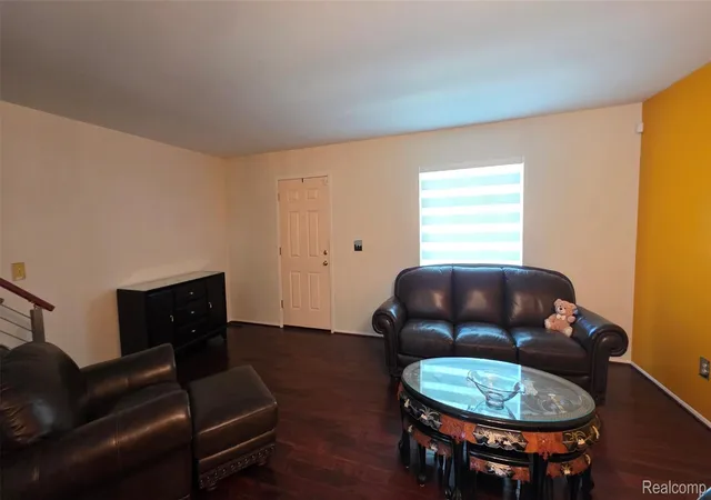 Photo 3 of Condo for sale at 21150 Beaconsfield St, Saint Clair Shores, MI 48080 | MLS# 20261053193 | Listing updated on 2026-09-14