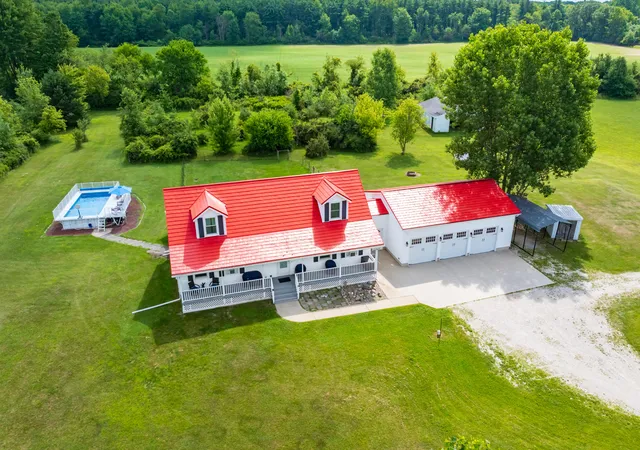 3rd image of 6193 S Ionia Rd, Bellevue, MI 49021 | MLS# 66026035430