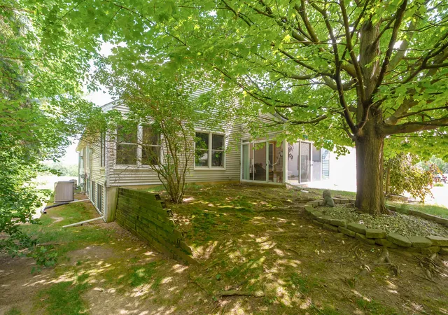 Photo 3 of Condo for sale at 2919 Hunters Pl #19, Kalamazoo, MI 49048 | MLS# 66026035439 | Listing updated on 2026-07-13