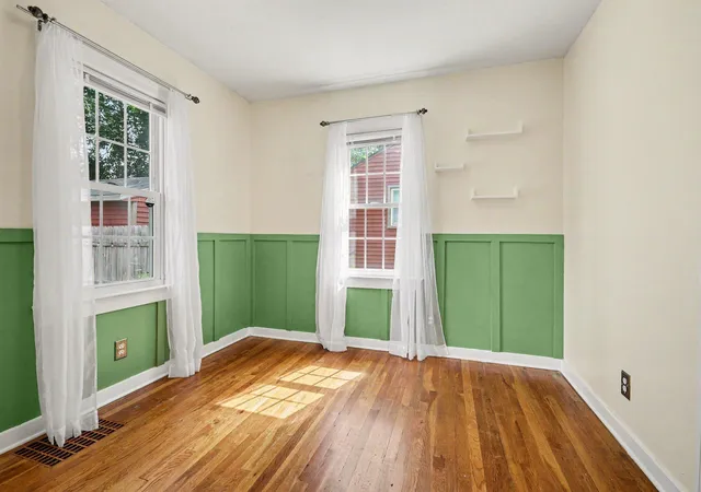 5th image of 125 Rosemary St SE, Grand Rapids, MI 49507 | MLS# 65026035444