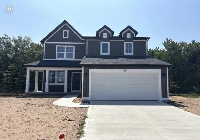 1st image of 1847 Lowe Dr, Spring Lake, MI 49456 | MLS# 65026035445