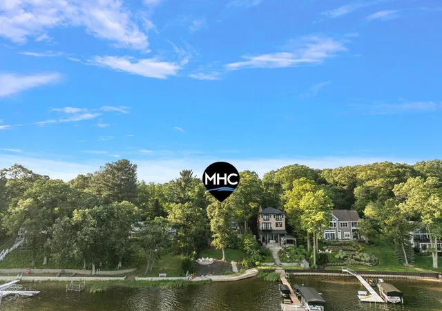 Photo 3 of Single family home for sale at 6365 Waters Edge Ln, Saugatuck, MI 49453 | MLS# 71026035451 | Listing updated on 2026-09-14
