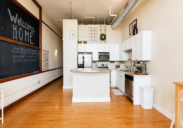 3rd image of 600 Broadway Ave NW #317, Grand Rapids, MI 49504 | MLS# 65026035454