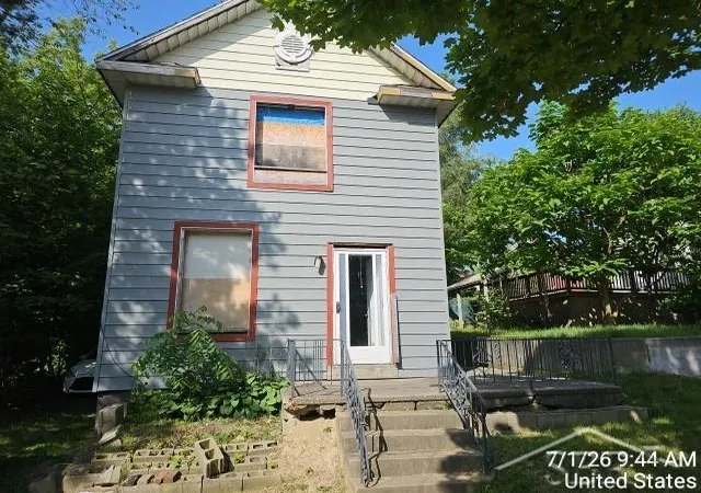Photo 1 of Single family home for sale at 810 Crapo St, Flint, MI 48503 | MLS# 61050214536 | Listing updated on 2026-07-12
