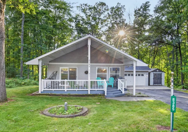 image of 8385 Alberta St, Stanwood, MI 49346 | MLS# 72026035470