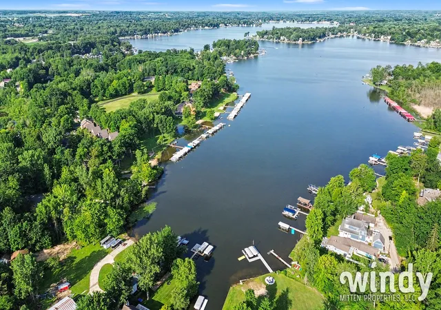 Photo 3 of Condo for sale at 5632 N Watervliet Rd #21, Watervliet, MI 49098 | MLS# 65026035476 | Listing updated on 2026-09-15