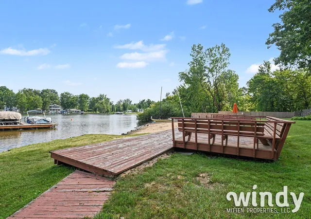 Listing Photo 4 - Condo for sale in building located at 5632 N Watervliet Rd, Watervliet, MI 49098 - Unit #21