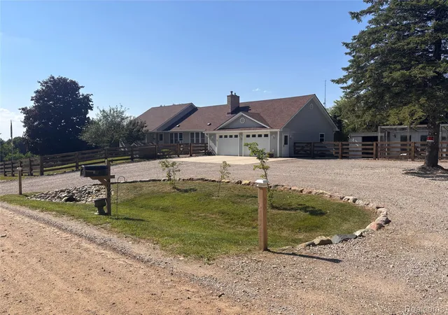 Photo 1 of Single family home for sale at 4095 Blood Rd, Metamora, MI 48455 | MLS# 20261053259 | Listing updated on 2026-08-27