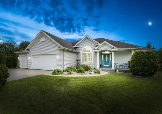 Single family home for sale at 17883 Paradise Lake, Vandalia, MI 49095 | MLS# 69026035483