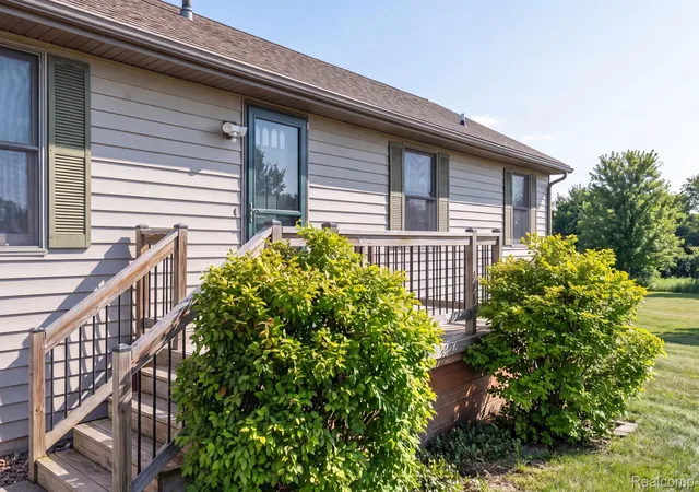 2nd image of 9889 Ditch Rd, Chesaning, MI 48616 | MLS# 20261053275