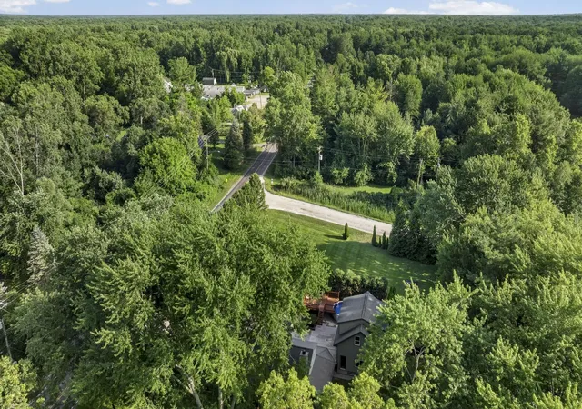 5th image of 7990 Marsh Rd, Cottrellville, MI 48039 | MLS# 58050214554